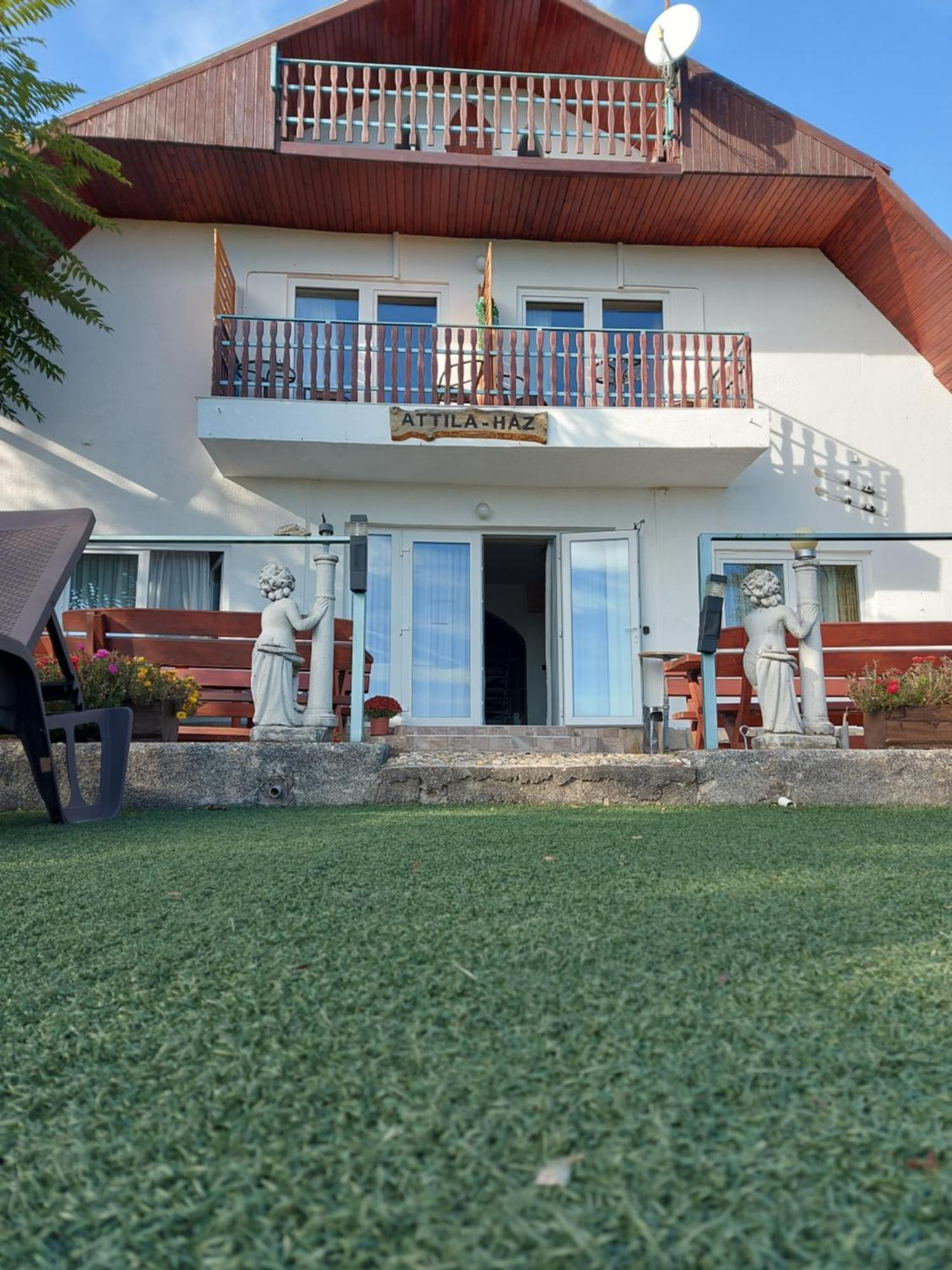 Attila'S Guest House Budaörs Exteriör bild